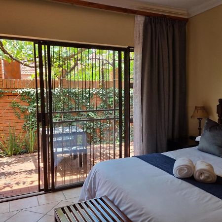 Camelia Guest House Μπλουμφοντέιν Εξωτερικό φωτογραφία